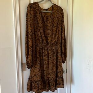 brand new never worn women’s size L dress